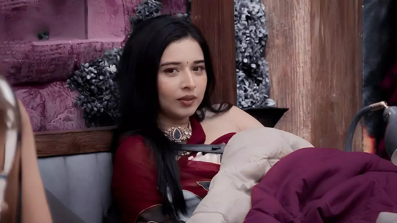Bigg Boss 19 : मैंने 200 कॉलेज में लेक्चर दिया है.....Gaurav Khanna के सवाल पर क्या बोल गई Tanya Mittal Bigg Boss 19 : मैंने 200 कॉलेज में लेक्चर दिया है.....Gaurav Khanna के सवाल पर क्या बोल गई Tanya Mittal