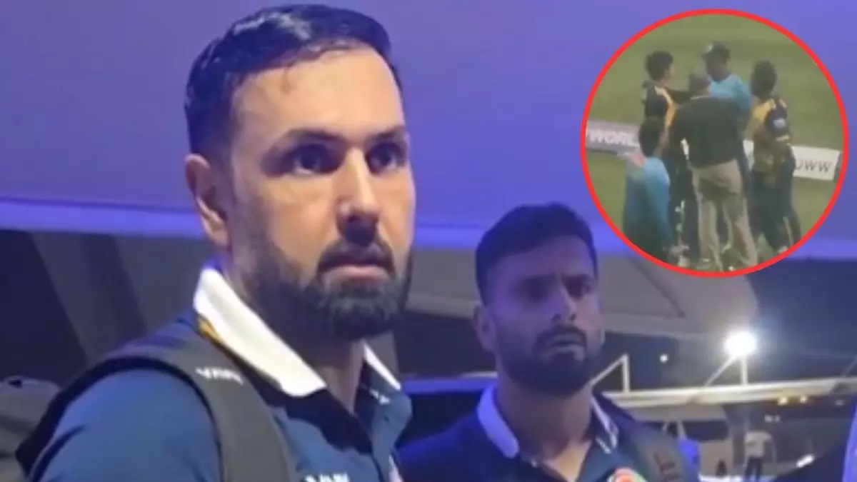 Dunith Wellalage के पिता की मौत की खबर पर Mohammad Nabi का कैसा रहा रिएक्शन? अंतिम ओवर में जड़े थे लगातार 5 छक्के Dunith Wellalage के पिता की मौत की खबर पर Mohammad Nabi का कैसा रहा रिएक्शन? अंतिम ओवर में जड़े थे लगातार 5 छक्के