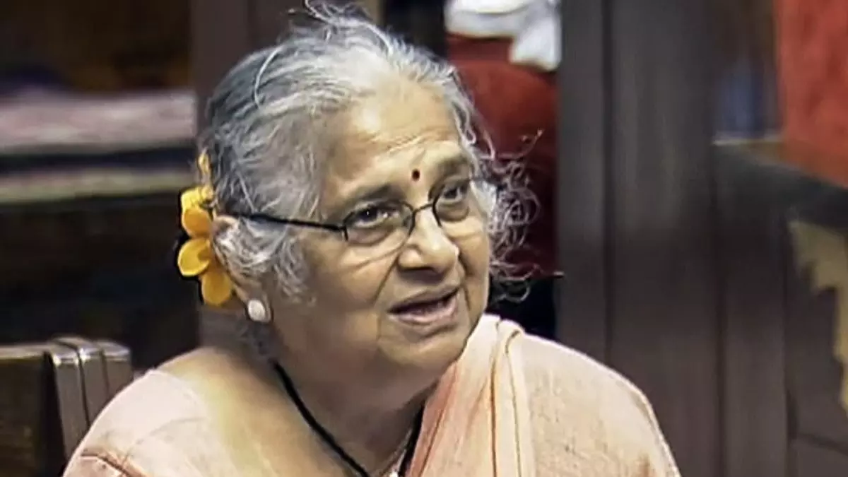 नंबर आधार से लिंक नहीं है, मोबाइल बंद हो जाएगा...सुधा मूर्ति को फोन कर कहा- आपके अश्लील वीडियो वायरल कर दिए हैं; FIR दर्ज