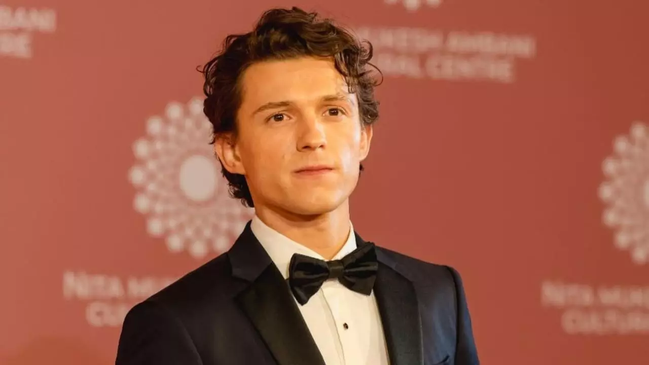 Spider-Man: Brand New Day की शूटिंग में घायल हुए Tom Holland, सिर पर चोट आने से हुए भर्ती Spider-Man: Brand New Day की शूटिंग में घायल हुए Tom Holland, सिर पर चोट आने से हुए भर्ती