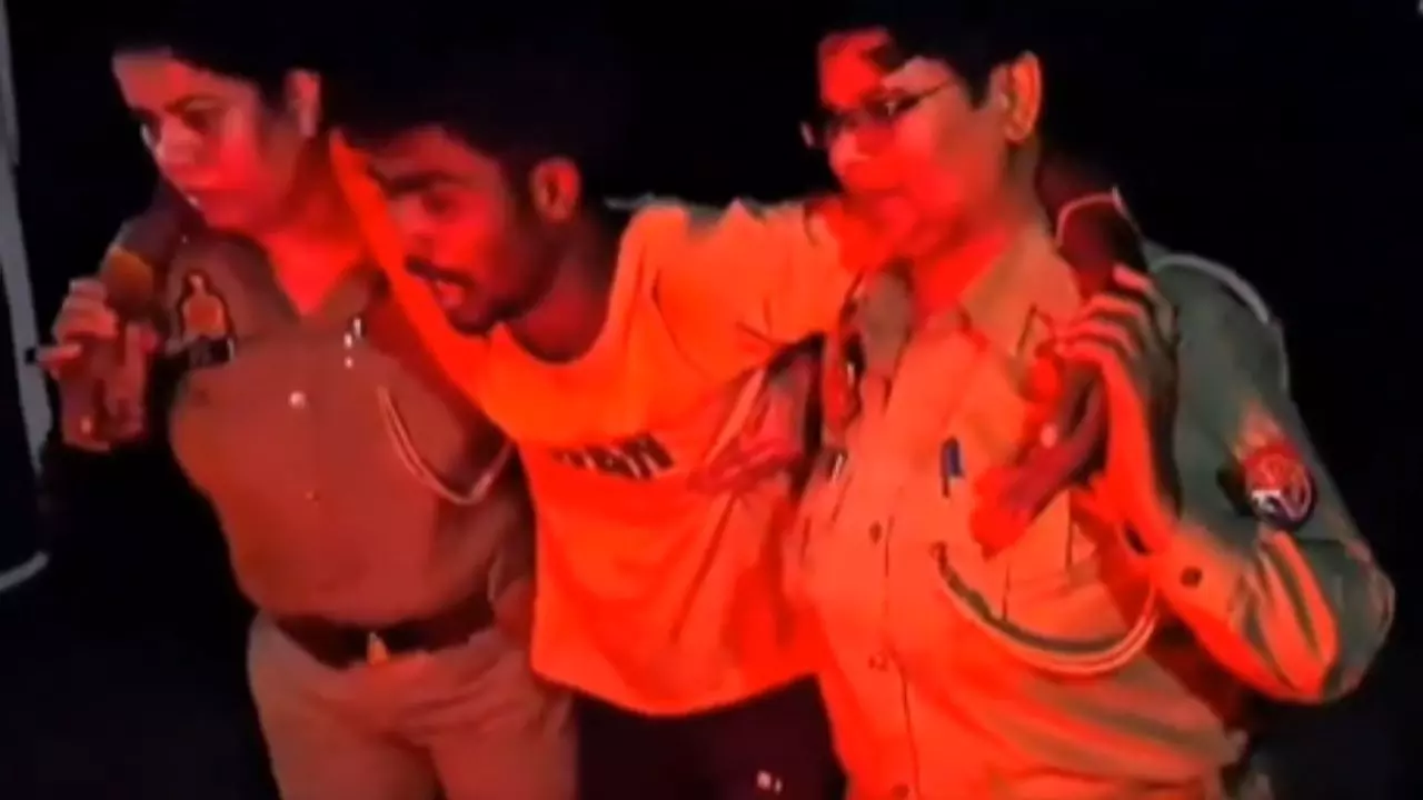 गाजियाबाद की मर्दानी! पहली बार महिला पुलिसकर्मियों ने कर दिया बदमाश का एनकाउंटर