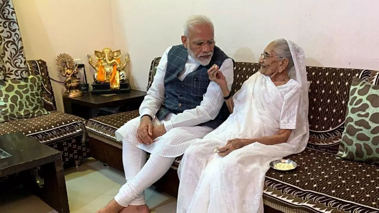 बिहार में फिर RJD नेताओं ने PM मोदी और उनकी मां का अपमान किया, BJP बोली - यही INDIA गठबंधन की पहचान