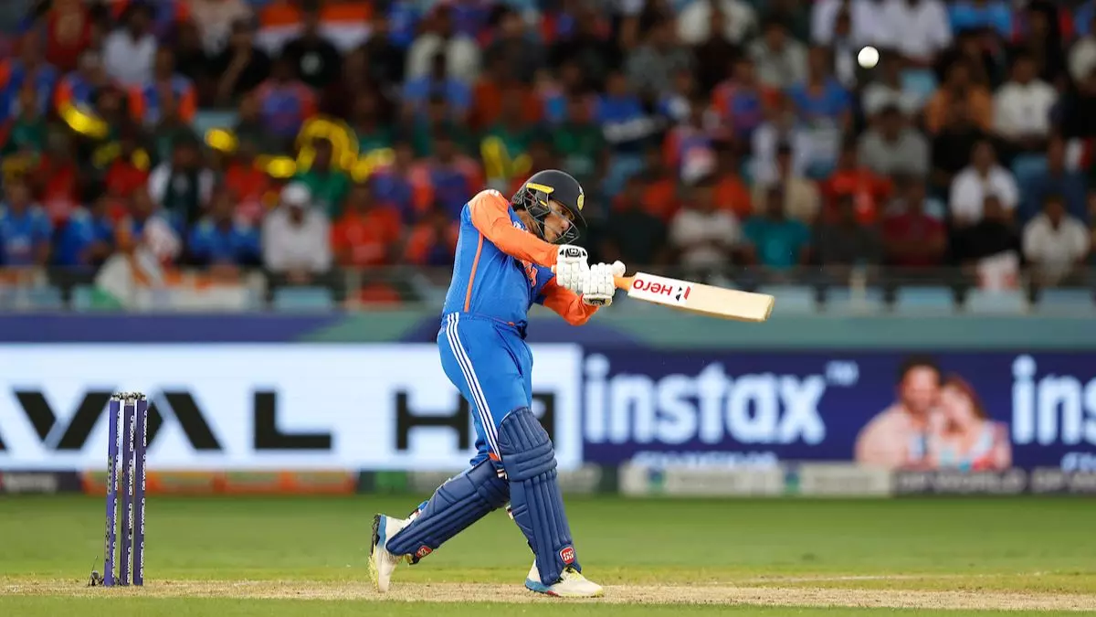 IND Vs BAN: भारत ने बनाया Asia Cup 2025 का अपना सबसे बड़ा पावरप्ले स्कोर, अभिषेक शर्मा ने युवराज सिंह का एक और रिकॉर्ड तोड़ा