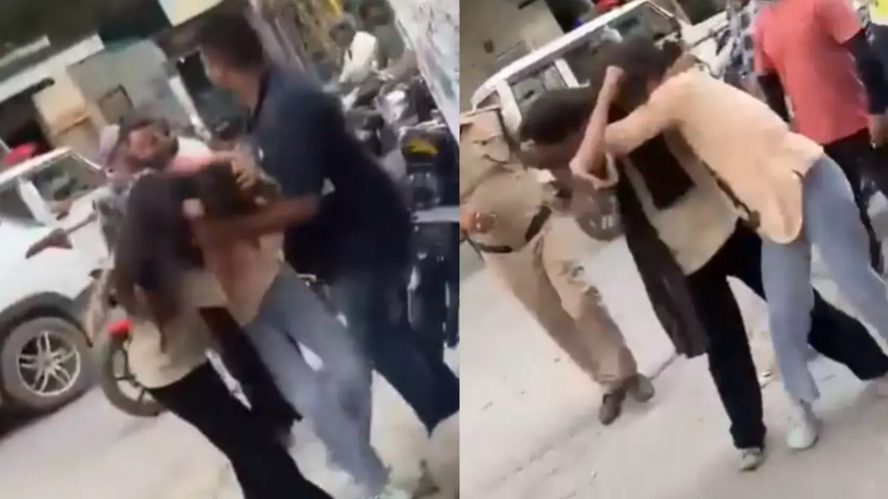 बाल खींचे, फिर जड़े थप्पड़... रामनगर में बीच सड़क पर लड़कियों का हाई-वोल्टेज ड्रामा, लड़ाई का VIDEO वायरल