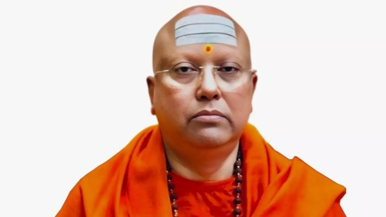क्या कभी कंडोम... कैसे नहाती हो... 17 छात्राओं ने चैतन्यानंद सरस्वती के काले कारनामों की खोली पोल- Baby-Sona वाले मैसेज क्या कभी कंडोम... कैसे नहाती हो... 17 छात्राओं ने चैतन्यानंद सरस्वती के काले कारनामों की खोली पोल- Baby-Sona वाले मैसेज