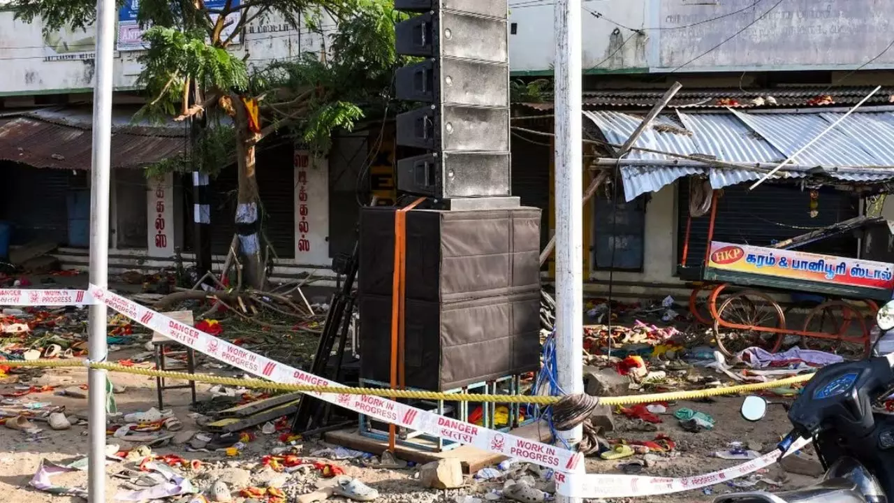 मुझे पैसा नहीं चाहिए, मेरी बहन जिंदा लौटा दो; करूर भगदड़ हादसे में जान गंवाने वाली युवती के परिजनों की चीख