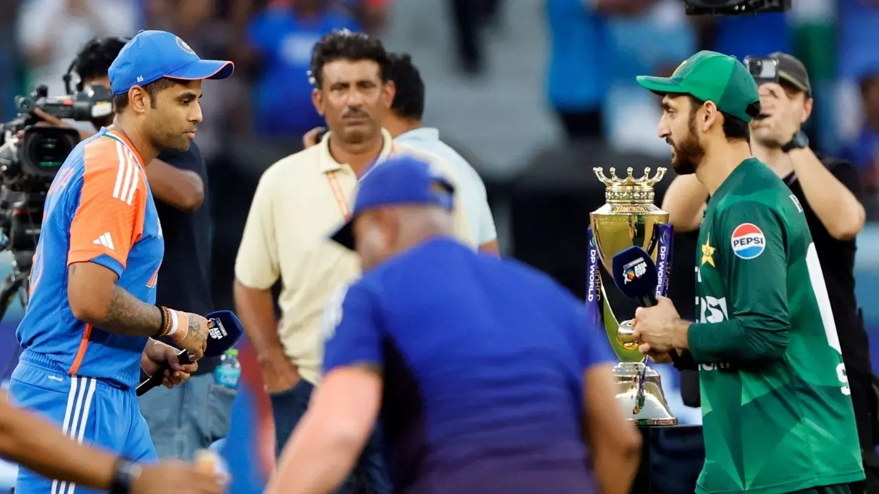 शर्मनाक! भारत को खून के आंसू रुलाने वाले Masood Azhar के रिश्तेदारों को Asia Cup मैच की फीस देगा सलमान आगा