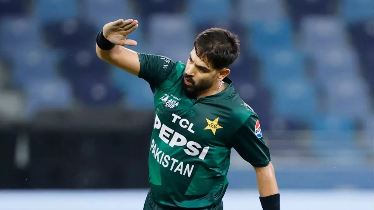 Raw Agent है Haris Rauf,  आखिरी 2 ओवर फेंककर भारत को दिलाते हैं जीत...  पाक की हार के बाद बाबर आजम का पोस्ट हुआ वायरल