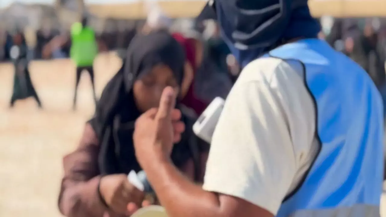 गाज़ा की महिलाओं का दर्द: खाने और दवाइयों के बदले यौन शोषण की शर्मनाक शर्तें, रिपोर्ट्स में चौंकाने वाले खुलासे