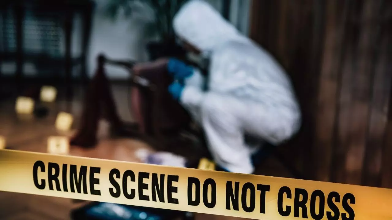 ब्रेकअप का खौफनाक बदला! अंबिकापुर में पेट्रोल पंप पर सरेआम युवक ने गर्लफ्रेंड की ले ली जान, चाकू से किए 40 वार