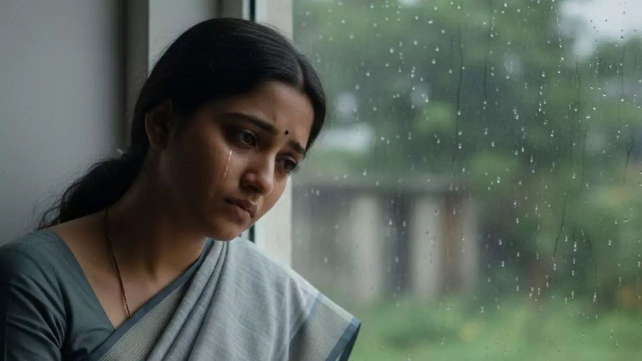 झूठ बोलकर रचाई दूसरी शादी, फिर पत्नी के बनाए न्यूड वीडियो, पति की घिनौनी हरकत जान उड़ जाएंगे आपके होश