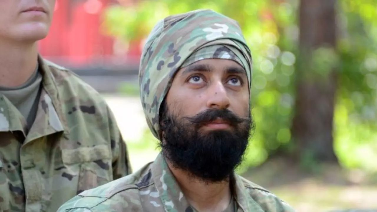 अमेरिकी सेना में दाढ़ी रखने पर बैन! सिख, मुस्लिम और यहूदी जवानों में चिंता, अश्वेत सैनिकों पर भी पड़ेगा असर?