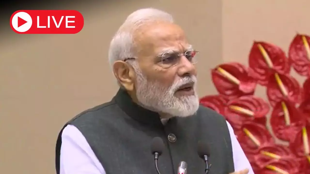 Aaj ki Taaza Khabar Live News Update: पीएम मोदी ने गाज़ा में स्थायी शांति की उम्मीद जताई, ट्रंप की शांति योजना के पहले चरण के समझौते का किया स्वागत Aaj ki Taaza Khabar Live News Update: पीएम मोदी ने गाज़ा में स्थायी शांति की उम्मीद जताई, ट्रंप की शांति योजना के पहले चरण के समझौते का किया स्वागत