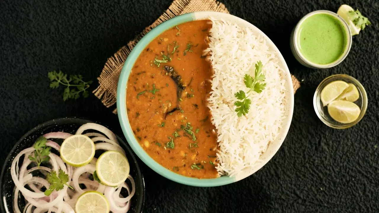 कानपुर के होटल में खाना खाने के बाद चार ऑस्ट्रेलियाई खिलाड़ियों की तबीयत बिगड़ी, हेनरी थॉर्नटन अस्पताल में भर्ती; अब कैसी है हालत?