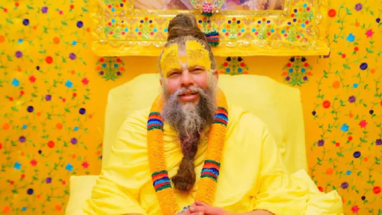 आखिर किस वजह से रोक दी गई संत प्रेमानंद महाराज की पदयात्रा? श्रद्धालुओं में निराशा