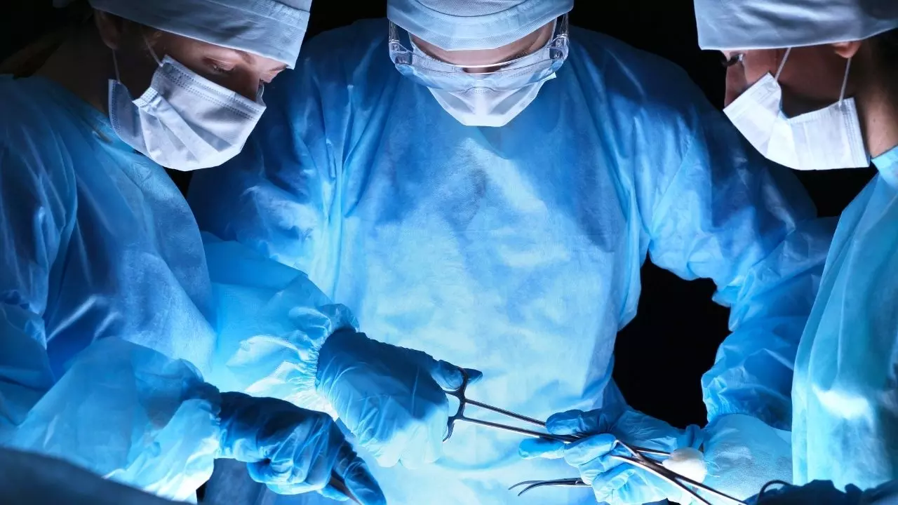 4 साल के बच्चे की नाक में उगा दांत, गोरखपुर AIIMS के डॉक्टरों ने घंटों की सर्जरी के बाद बचाई मासूम की जान