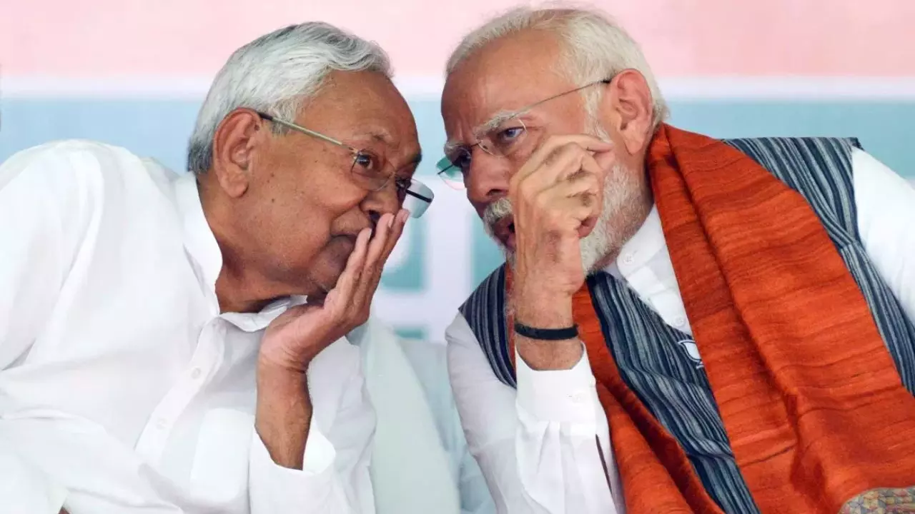 Bihar Polls 2025: नीतीश के आखिरी रण में तेजस्वी टेस्ट! 20 साल में सबसे छोटा चुनाव, प्रशांत किशोर पर रहेंगी सबकी निगाहें Bihar Polls 2025: नीतीश के आखिरी रण में तेजस्वी टेस्ट! 20 साल में सबसे छोटा चुनाव, प्रशांत किशोर पर रहेंगी सबकी निगाहें