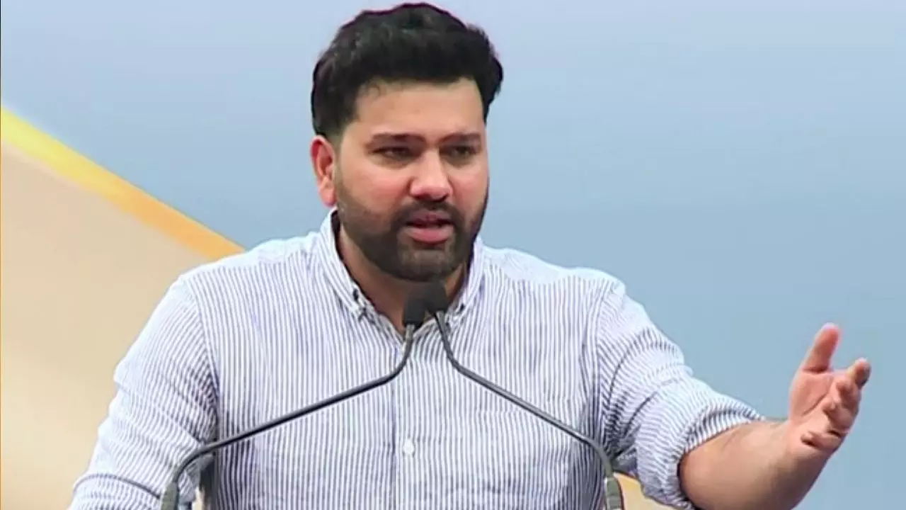 रोहित शर्मा का साइलेंट रिवेंज! गौतम गंभीर को किया नजरअंदाज, कप्तानी छिनने के बाद हिटमैन ने राहुल द्रविड़ को दिया क्रेडिट