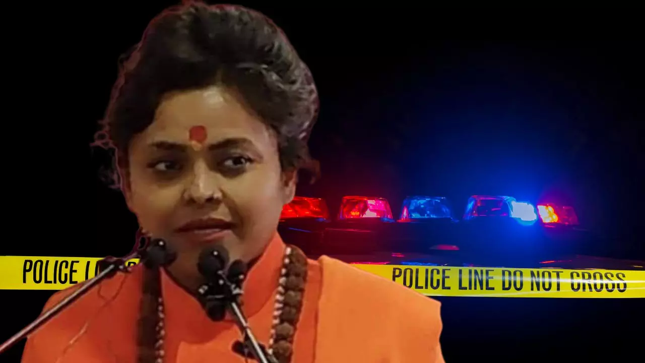 कभी आश्रम तो कभी मंदिर में छिप रही... शोरूम मालिक की हत्या की आरोपी पूजा शकुन पांडेय को लेकर बड़ा खुलासा