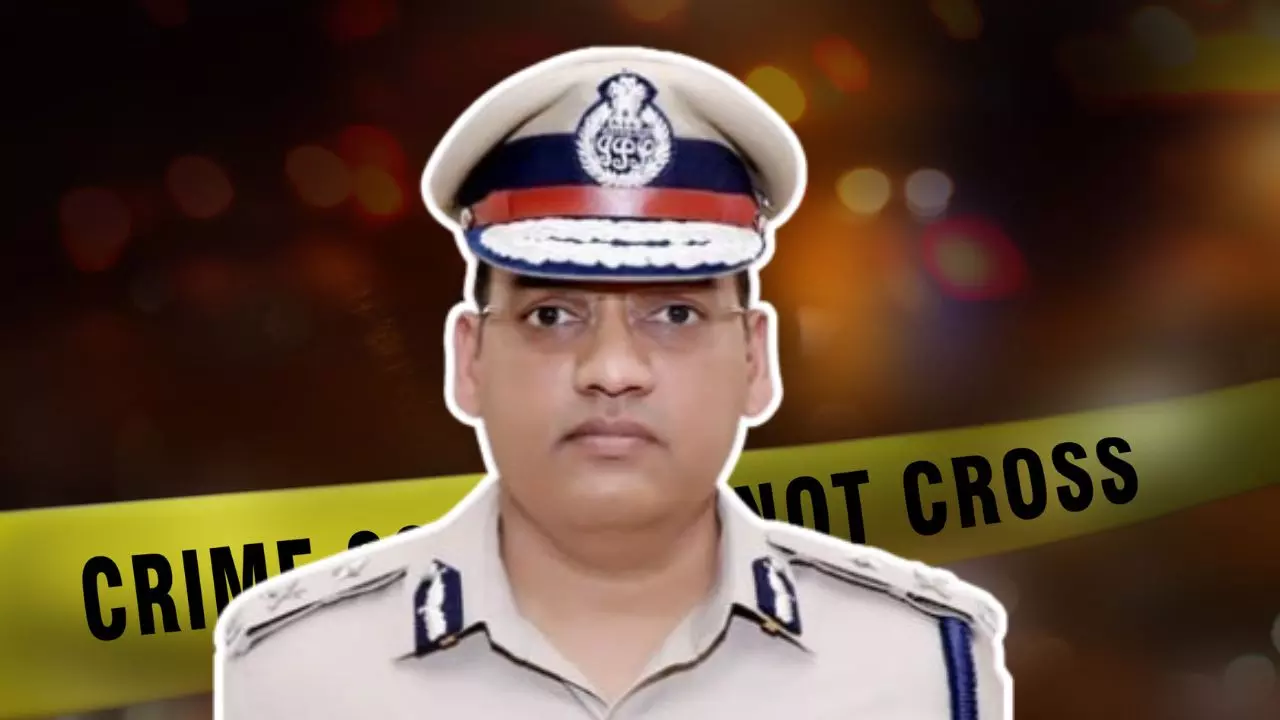 आठ पन्नों का सुसाइड नोट! जातिगत अपमान सह रहे थे IPS वाई पूरन कुमार, पत्नी ने डीजीपी और एसपी के खिलाफ की FIR आठ पन्नों का सुसाइड नोट! जातिगत अपमान सह रहे थे IPS वाई पूरन कुमार, पत्नी ने डीजीपी और एसपी के खिलाफ की FIR