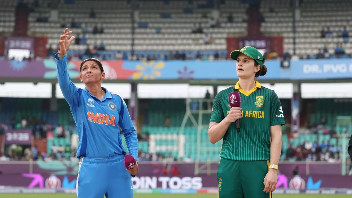 INDW Vs SAW: भारत की नजरें हैट्रिक पर, Tazmin Brits को रोक पाएंगी भारतीय शेरनियां या Mandhana का बोलेगा बल्ला? INDW Vs SAW: भारत की नजरें हैट्रिक पर, Tazmin Brits को रोक पाएंगी भारतीय शेरनियां या Mandhana का बोलेगा बल्ला?