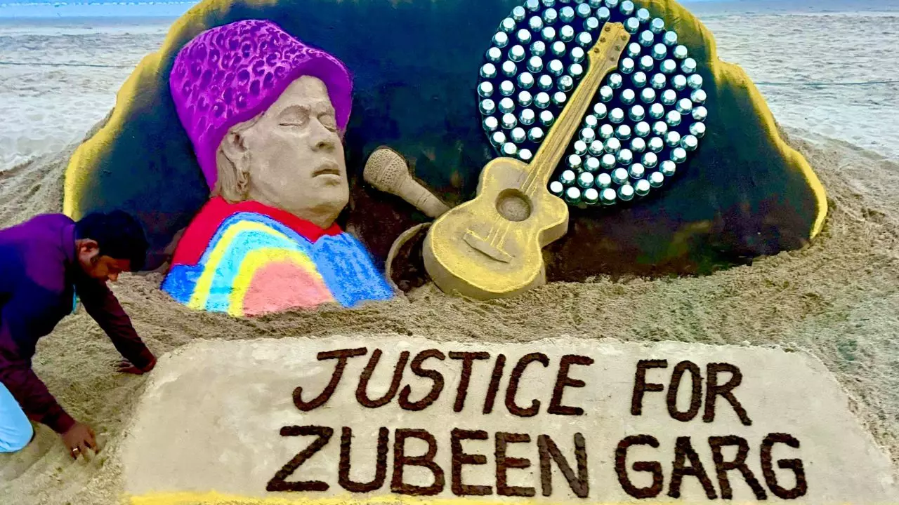 मैनेजर और चचेरे भाई के बाद Zubeen के साथ 24 घंटे साथ रहने वाले 2 और लोग गिरफ्तार, अब खुलेगा सिंगापुर साज़िश का राज़! मैनेजर और चचेरे भाई के बाद Zubeen के साथ 24 घंटे साथ रहने वाले 2 और लोग गिरफ्तार, अब खुलेगा सिंगापुर साज़िश का राज़!