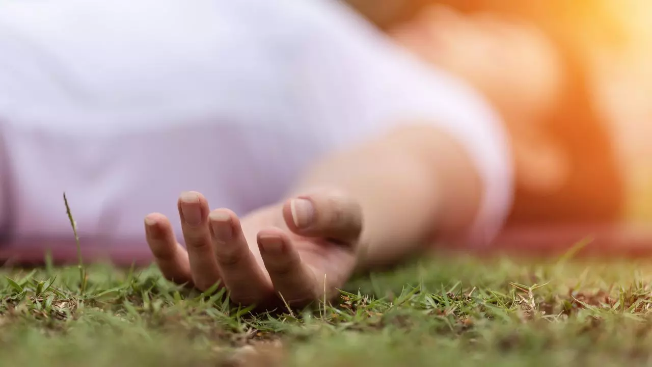 उत्तराखंड में फैली रहस्यमयी बीमारी, अब तक 6 लोगों की गई जान, स्वास्थ्य विभाग में मचा हड़कंप उत्तराखंड में फैली रहस्यमयी बीमारी, अब तक 6 लोगों की गई जान, स्वास्थ्य विभाग में मचा हड़कंप