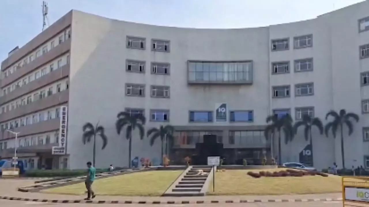 बंगाल में मेडिकल कॉलेज की छात्रा के साथ दुष्कर्म, दोस्त के साथ डिनर के लिए कैंपस से रात में निकली थीं बाहर