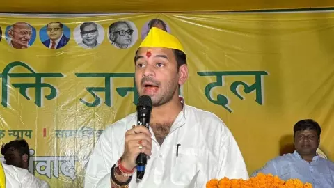सत्ता का भूखा नहीं, RJD में लौटने से बेहतर मौत चुनूंगा;  तेज प्रताप यादव बोले- तेजस्वी पर नहीं चला सकता सुदर्शन चक्र सत्ता का भूखा नहीं, RJD में लौटने से बेहतर मौत चुनूंगा;  तेज प्रताप यादव बोले- तेजस्वी पर नहीं चला सकता सुदर्शन चक्र