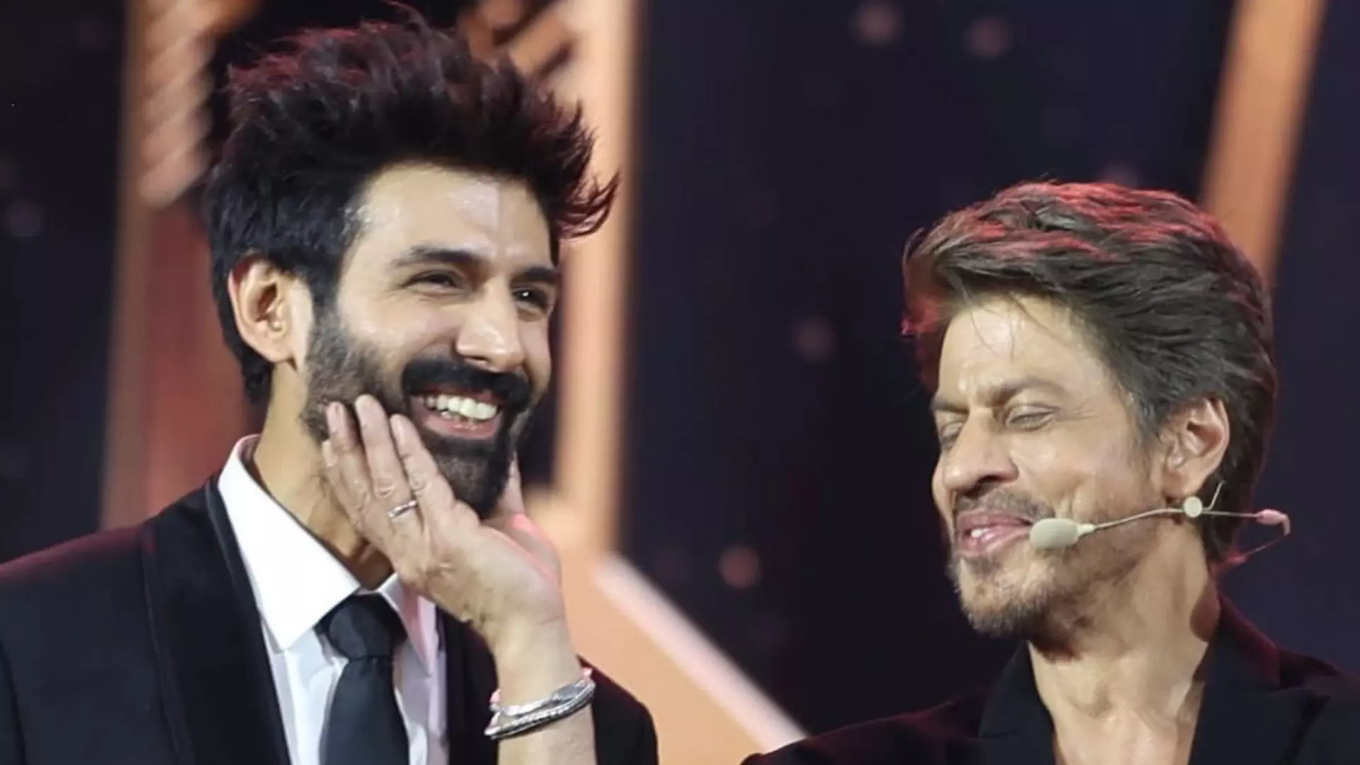 मेरे गॉडफादर मेरे फैंस हैं... Kartik Aryan ने अवॉर्ड स्पीच से जीता दिल, सपना था फिल्मफेयर जीतना मेरे गॉडफादर मेरे फैंस हैं... Kartik Aryan ने अवॉर्ड स्पीच से जीता दिल, सपना था फिल्मफेयर जीतना