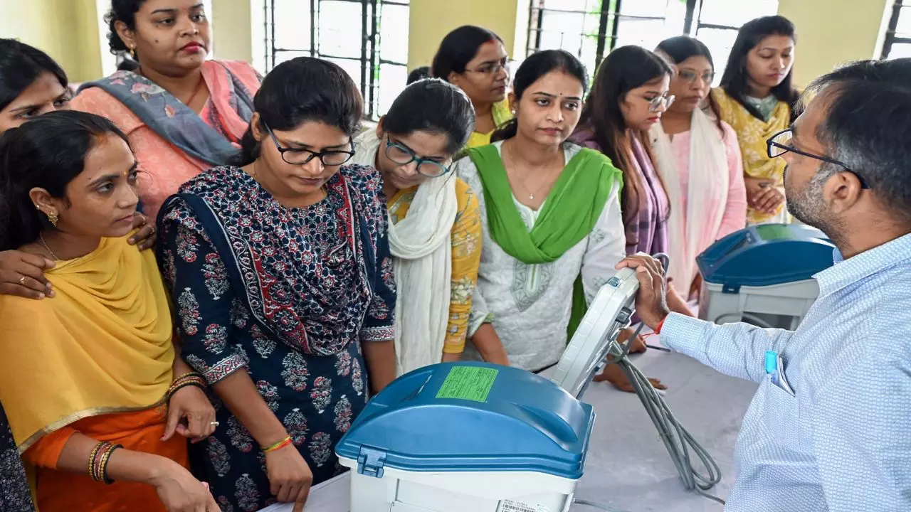 10 राज्यों की 31 विधानसभा सीटों पर उपचुनाव; मैदान में प्रियंका गांधी समेंत 31 दिग्गज