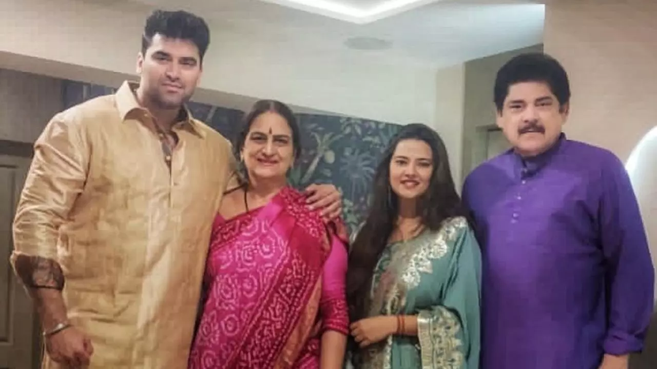 Pankaj Dheer Family Tree: बेटे और बहू दोनों ही हैं फेमस एक्टर, थंगबली का रोल निभाकर Nikitin Dheer ने जीता था सबका दिल