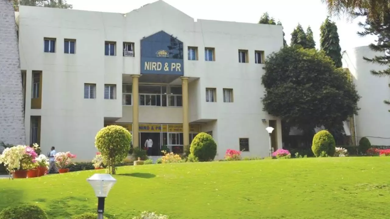 पैसा न मिलने से वित्तीय संकट में देश का टॉप NIRD&PR, वित्त मंत्रालय ने बजट किया जीरो; शिवराज सिंह चौहान ने क्यों मांगे 992 करोड़ रुपये?