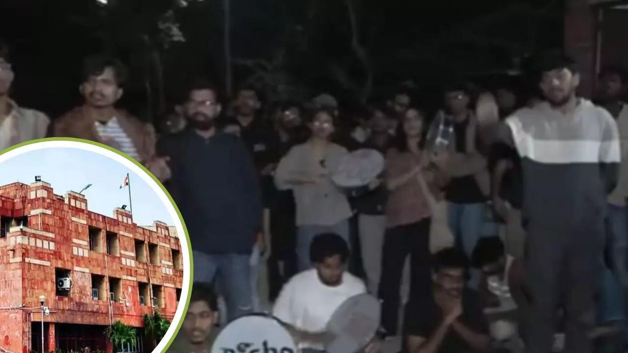 दिल्ली पुलिस ने JNU अध्यक्ष समेत 28 लोगों को लिया गया हिरासत में, लगाया ये आरोप; पुलिस से झड़प के बाद छात्रों ने मचाया हंगामा- Video दिल्ली पुलिस ने JNU अध्यक्ष समेत 28 लोगों को लिया गया हिरासत में, लगाया ये आरोप; पुलिस से झड़प के बाद छात्रों ने मचाया हंगामा- Video