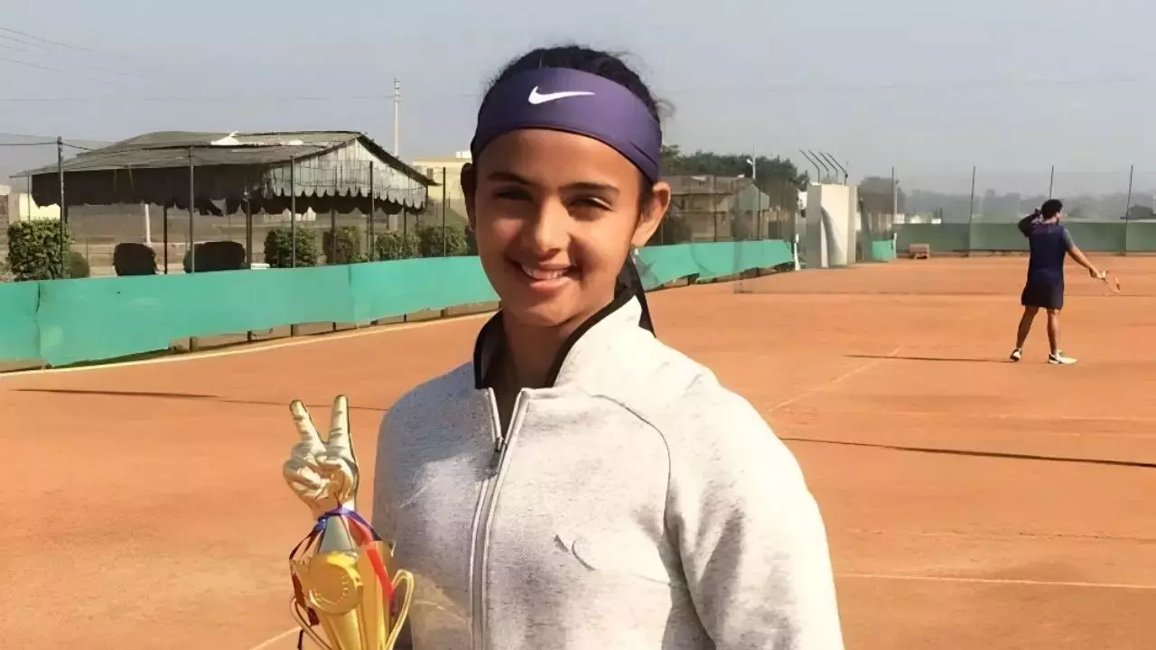 इंस्टाग्राम और लोगों के ताने से परेशान होकर मारी बेटी को गोली...254 पन्नों की चार्जशीट में राधिका के पिता का कबूलनामा इंस्टाग्राम और लोगों के ताने से परेशान होकर मारी बेटी को गोली...254 पन्नों की चार्जशीट में राधिका के पिता का कबूलनामा