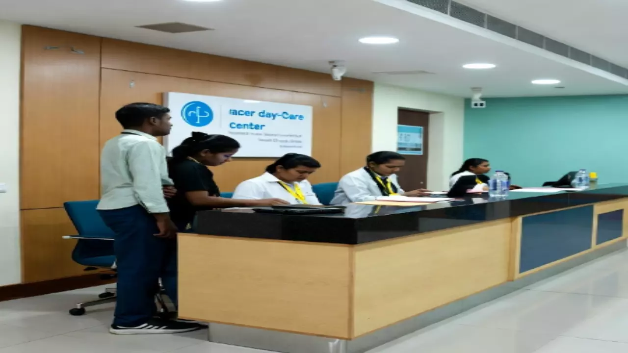 देश में कैंसर के इलाज में आएगी तेजी! सरकार का सभी जिला अस्पतालों में कैंसर डे-केयर सेंटर बनाने का प्लान