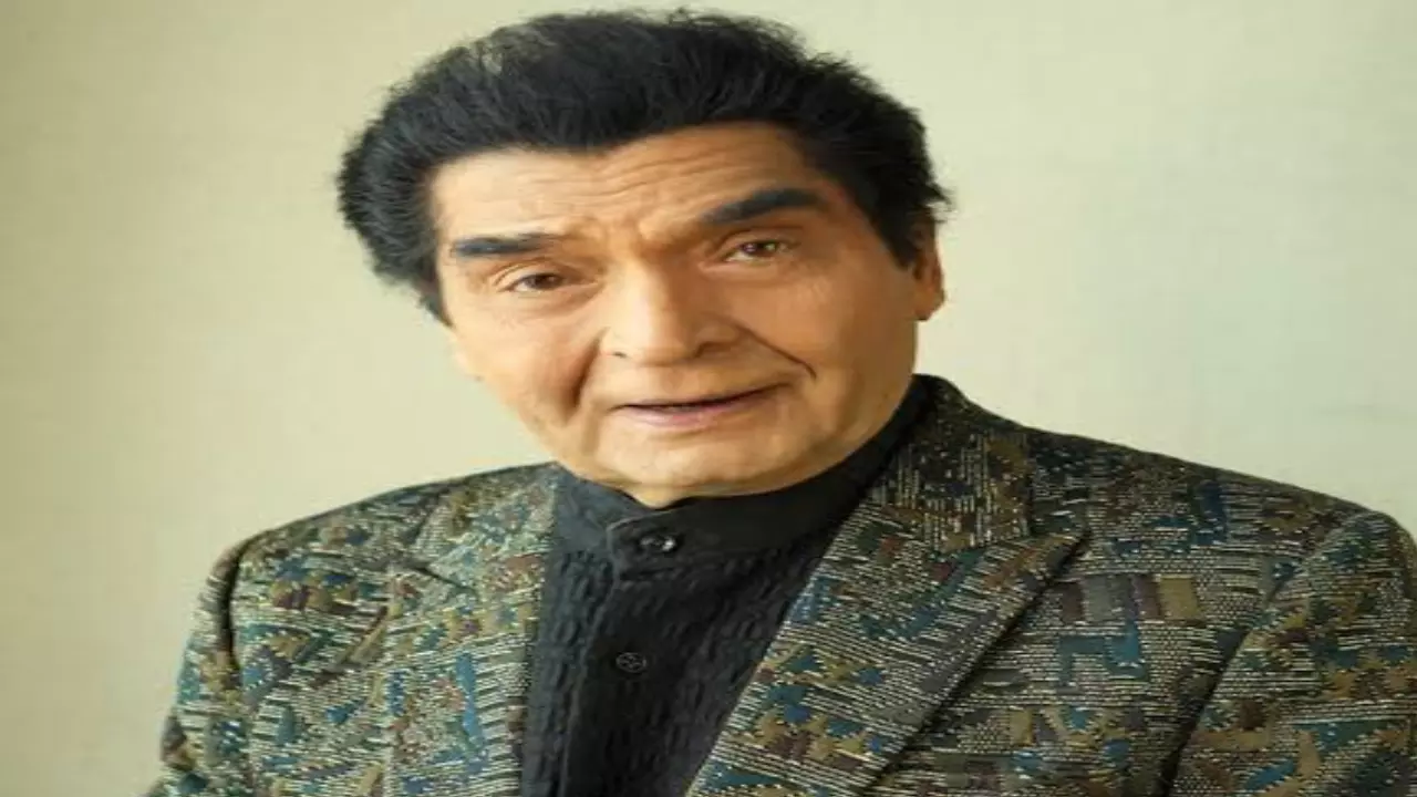 किसी को कुछ नहीं बताना... Asrani ने परिवार को बताई थी अंतिम इच्छा, जल्दबाजी में अंतिम संस्कार करने पर मैनेजर ने खोले राज किसी को कुछ नहीं बताना... Asrani ने परिवार को बताई थी अंतिम इच्छा, जल्दबाजी में अंतिम संस्कार करने पर मैनेजर ने खोले राज