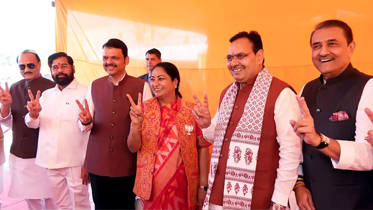 राजस्थान वालों जमकर करो इलेक्ट्रिक व्हीकल की खरीदारी, भजनलाल सरकार दे रही सब्सिडी राजस्थान वालों जमकर करो इलेक्ट्रिक व्हीकल की खरीदारी, भजनलाल सरकार दे रही सब्सिडी