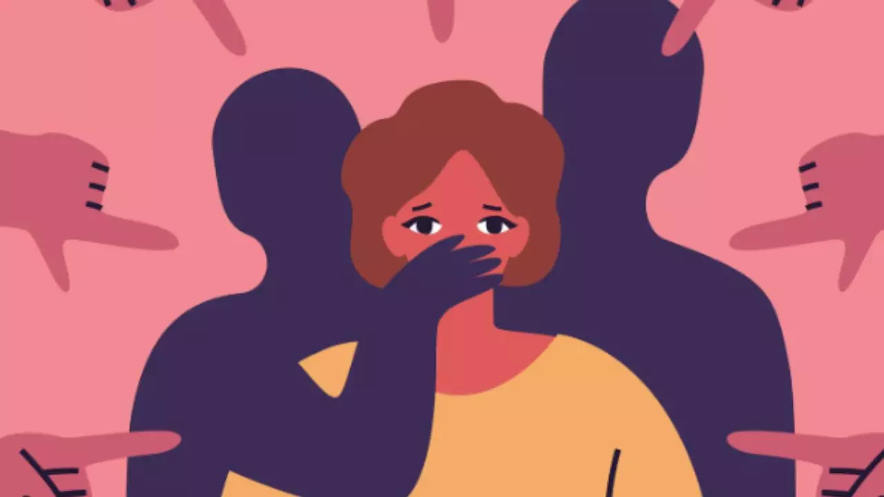 बेंगलुरु में दरिंदगी की हद पार! नकली पुलिस मुखबिर बनकर घर में घुसे पांच दरिंदे, महिला से गैंगरेप; तीन आरोपी गिरफ्तार बेंगलुरु में दरिंदगी की हद पार! नकली पुलिस मुखबिर बनकर घर में घुसे पांच दरिंदे, महिला से गैंगरेप; तीन आरोपी गिरफ्तार