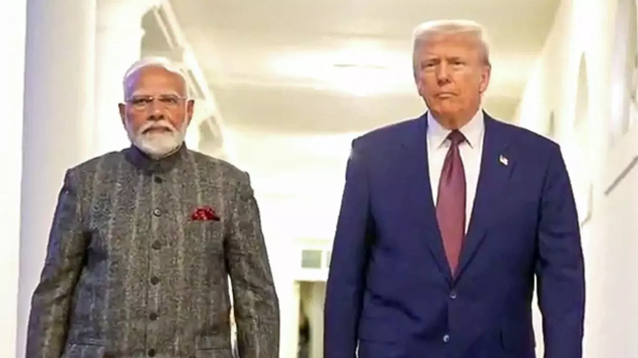 मोदी-ट्रंप की मुलाकात पर ब्रेक! ASEAN समिट में नहीं शामिल होंगे प्रधानमंत्री, जानें भारत ने क्यों बदला फैसला मोदी-ट्रंप की मुलाकात पर ब्रेक! ASEAN समिट में नहीं शामिल होंगे प्रधानमंत्री, जानें भारत ने क्यों बदला फैसला