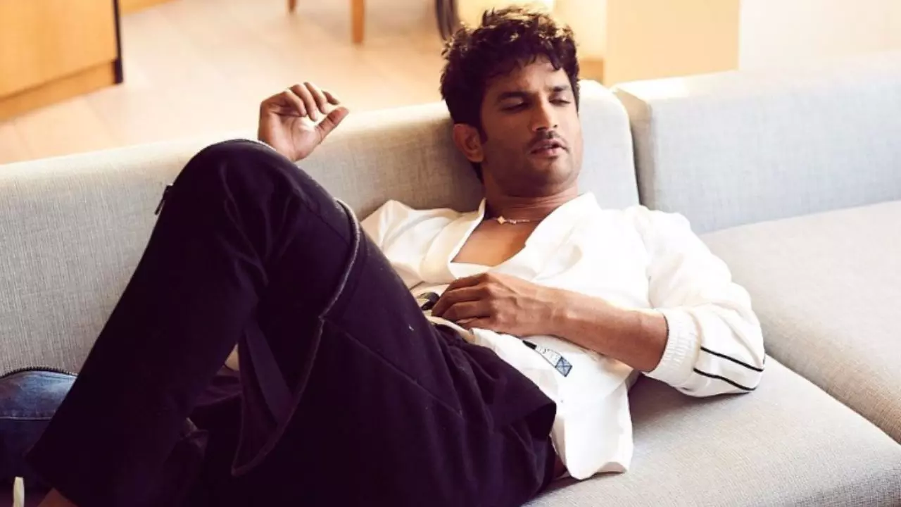 Rhea ने आत्महत्या के लिए नहीं उसकाया... Sushant Singh Rajput केस में क्लोज़र रिपोर्ट जारी, परिवार ने जताई नाराजगी Rhea ने आत्महत्या के लिए नहीं उसकाया... Sushant Singh Rajput केस में क्लोज़र रिपोर्ट जारी, परिवार ने जताई नाराजगी