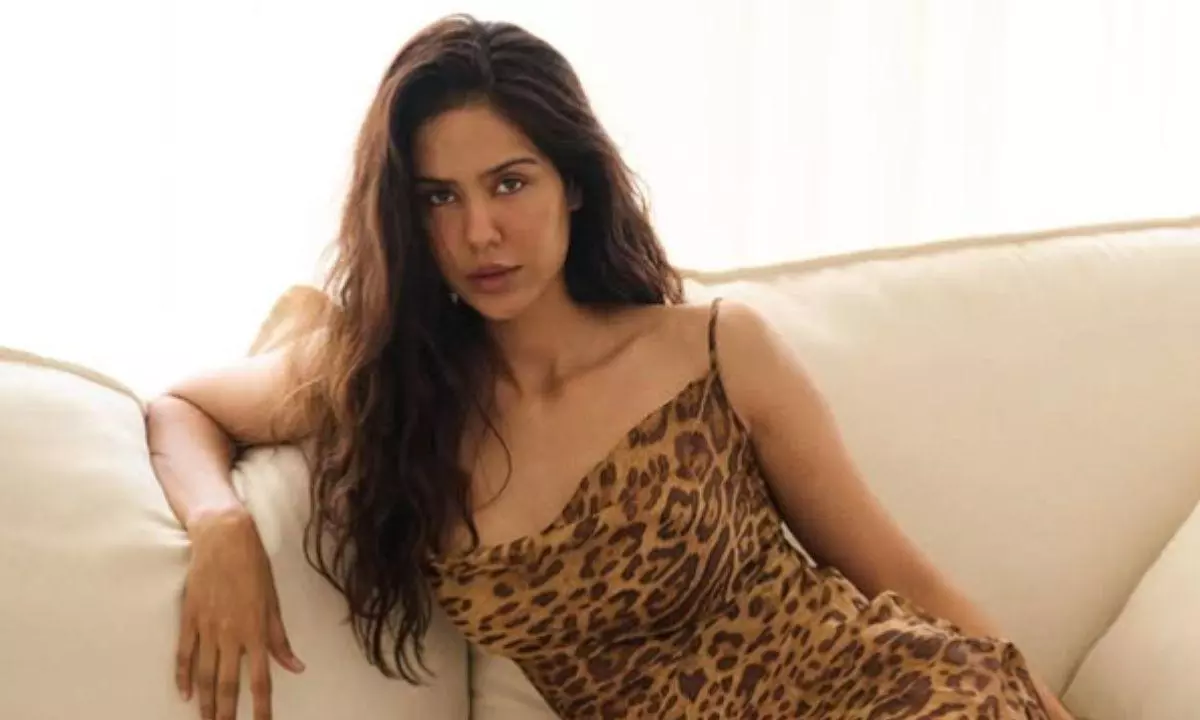 'एक दीवाने की दीवानियत'- Sonam Bajwa की सादगी पर फैंस फिदा