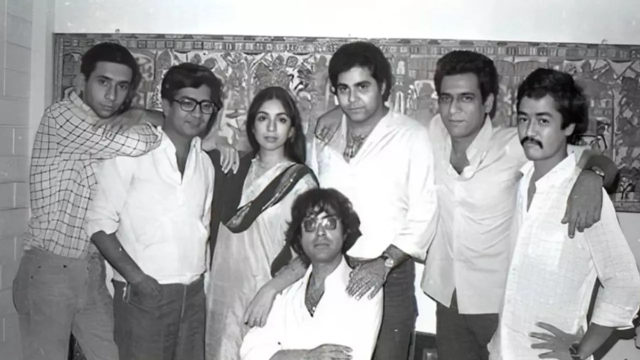 50-100 रुपये का फीस चेक 8 लाख के बजट में बनी फिल्म, Satish Shah ने ऐसे की थी Jaane Bhi Do Yaaro की शूटिंग