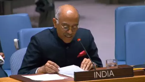 कश्मीर हमारा था, है और रहेगा... UN में पाकिस्तान बनाना चाहता था ISSUE, बातों बातों में भारत ने दिया मुंहतोड़ जवाब | Video कश्मीर हमारा था, है और रहेगा... UN में पाकिस्तान बनाना चाहता था ISSUE, बातों बातों में भारत ने दिया मुंहतोड़ जवाब | Video