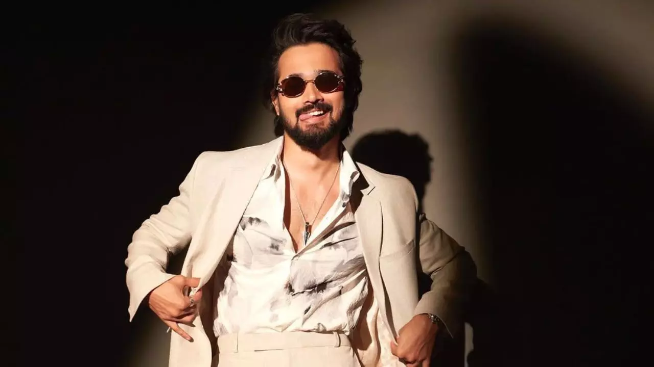 सपने देखो सच हो जाते है....Karan Johar के धर्मा प्रोडक्शन से डेब्यू करेंगे यूट्यूबर Bhuvan Bam, खुद किया कंफर्म