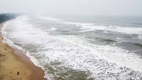 कब और कहां टकराएगा साइक्लोन ‘मोंथा’? कई राज्यों में भारी बारिश की चेतावनी, जानिए पूरी डिटेल कब और कहां टकराएगा साइक्लोन ‘मोंथा’? कई राज्यों में भारी बारिश की चेतावनी, जानिए पूरी डिटेल