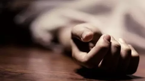 जम्मू-कश्मीर के LG मनोज सिन्हा के पोते आरव ने की आत्महत्या, जेब से मिला सुसाइड नोट- परिवार से कहा-... जम्मू-कश्मीर के LG मनोज सिन्हा के पोते आरव ने की आत्महत्या, जेब से मिला सुसाइड नोट- परिवार से कहा-...