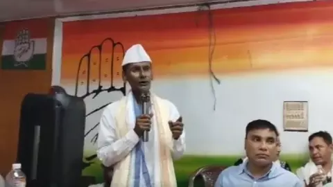 बांग्लादेश का राष्ट्रगान गाने वाले कांग्रेस नेता बिधु भूषण दास कौन? असम में नया बवाल, BJP ने की जांच की मांग| VIDEO बांग्लादेश का राष्ट्रगान गाने वाले कांग्रेस नेता बिधु भूषण दास कौन? असम में नया बवाल, BJP ने की जांच की मांग| VIDEO