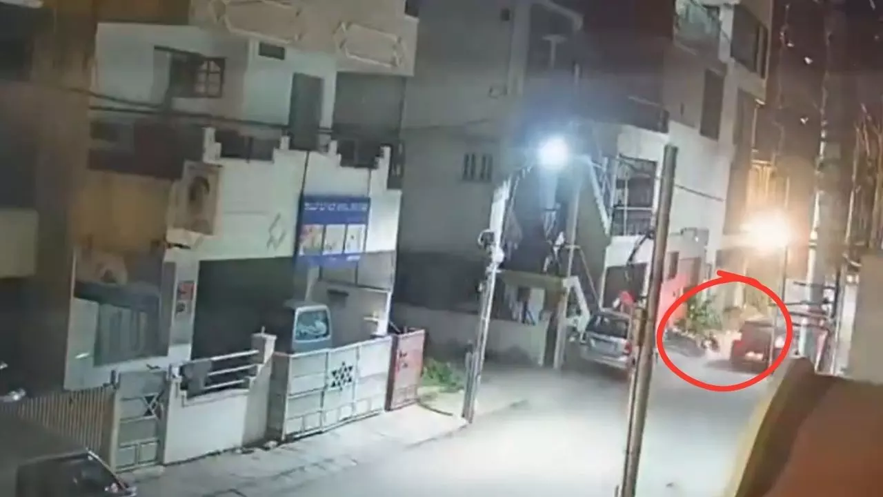 बेंगलुरु: मामूली एक्सीडेंट के बाद कपल ने की बाइक सवार की हत्या, 2 किमी तक किया पीछा