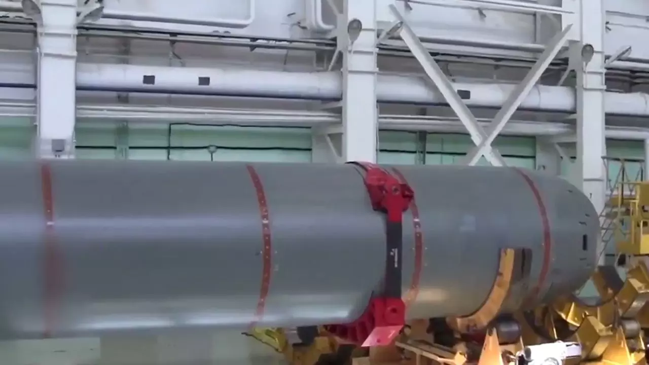 रूस का ‘Poseidon’ सुपरवेपन: समंदर की गहराइयों में मौत की गूंज, Doomsday Weapon दुनिया के लिए नया परमाणु खतरा